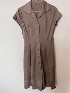 ブラウン シャツワンピース 半袖 ボタン付き