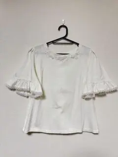 LODISPOTTO パフ袖レースtシャツ