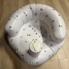 ベビーバスチェア 花柄 ホワイト