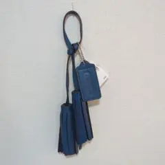 COACHタッセルチャーム