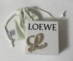 LOEWE ブローチ