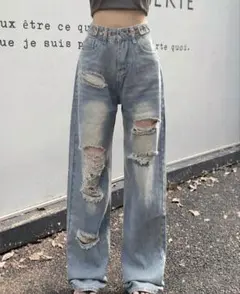 ダメージライトブルーデニムパンツ