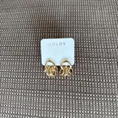 GOLDY ゴールド ノットデザイン イヤリング