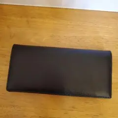 黒い長財布