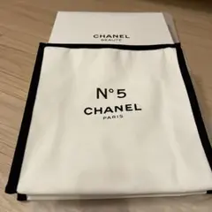 シャネル ノベルティ ポーチ