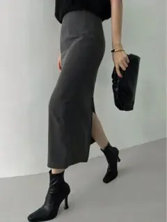 【SHEIN】タイトスカート スリット(新品)