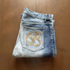black eye patch B EMBLEM BAGGY JEANS