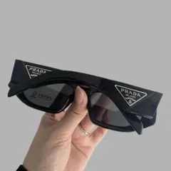 新品/ブラック サングラス ケース付き--