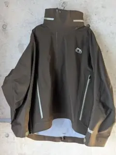 CMF OUTDOOR GARMENT PULL SHELL COEXIST