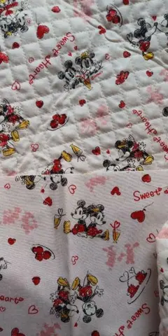 ミッキーミニー生地 はぎれ　黄ばみありで少し使ってあります
