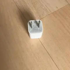 ホワイト電源アダプター 角型