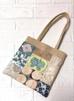ミナペルホネン　ましかくバッグ♪ 外ポケット付き