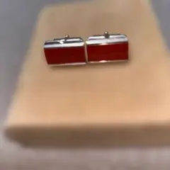 赤いストライプ カフス