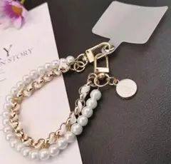 パールとレザー♡お花モチーフ♡スマホショルダーストラップ
