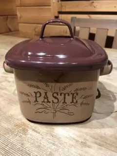 Item thumbnail for item 3486d96c-899e-487d-8d37-edce7c41a05f