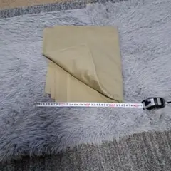 ①カーキ色 生地 約200cm x 約100cm