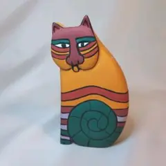 猫の置物　木製　ビビッドカラー