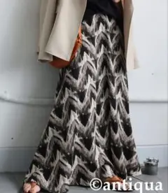 アンティカ アート柄スカート美品 完売品