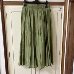 【未使用】オリーブグリーン プリーツロングスカート　サイズL