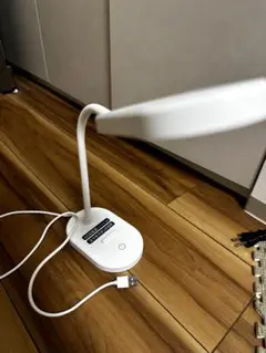 オーム電機 LEDデスクランプ デスクライト デスクスタンド USB電源 昼白色