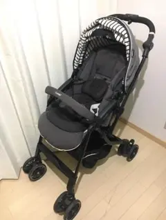 コンビ Combi ベビーカー メチャカルハンディ オート4キャス チャコール