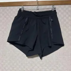 Reebok LES MILLS ショートパンツ