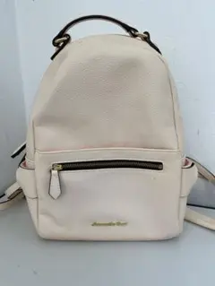クリーム色リュック・バックパック