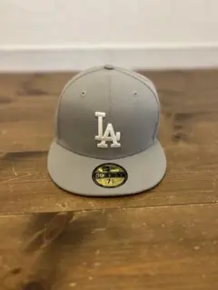 ニューエラ59FIFTY LAロゴ グレーキャップ
