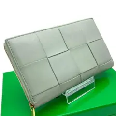 Item thumbnail for item b142dbd4-d786-4527-bdac-59c2e787911b