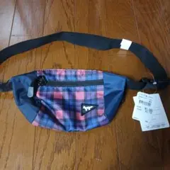 MOUNTAIN FOOT HIKING MARKETミニ ボディバッグ