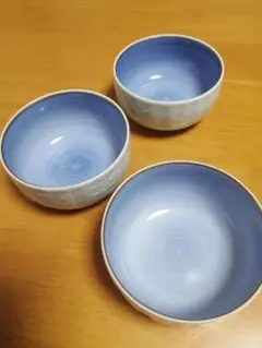 有田焼陶磁器　文山窯　金線入り湯呑茶碗3個セット