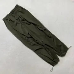 TURNER カーゴパンツ ドローコード付き オリーブナイロン製 ゆったり M