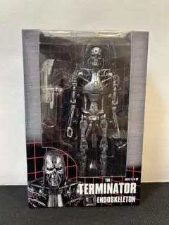 T-800 エンドスケルトン フィギュア