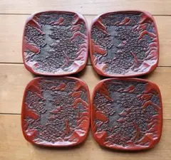 本漆塗り 堆朱日光彫り【昭和天皇へ作品献上者の作品】堆朱・銘々皿・茶托 本漆塗り 縮めよ 堆朱日光彫り【昭和天皇へ作品献上者の作品】堆朱・