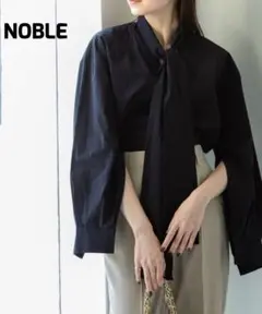 NOBLE 23SS 山賀琴子さんコラボ 2wayVネックボウタイブラウス