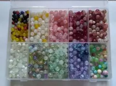 ビーズとチャームのセット