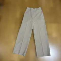 しまむら　パンツ　ベージュ　Ｍ