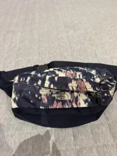ノースフェイス　ボディバッグ
