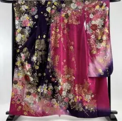 振袖 83737372逸品 花束 蝶 刺繍 金銀彩 濃紫 袷