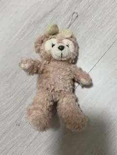 ディズニー　シェリーメイ　ぬいぐるみバッジ
