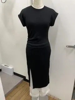 ワンピース　黒