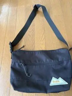 Boîte ブラック ショルダーバッグ
