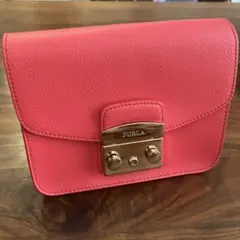 フルラ メトロポリス ショルダーバッグ
