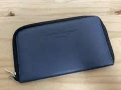 X1217-01 サルヴァトーレフェラガモ ポーチ
