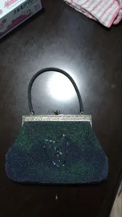 Item thumbnail for item b45fbc10-131a-49df-baad-b6a78dc07a28