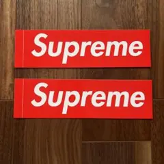 Supreme ロゴステッカー 2枚セット