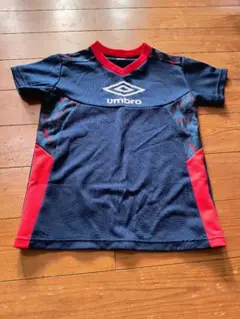 umbro ネイビー レッド Vネックシャツ