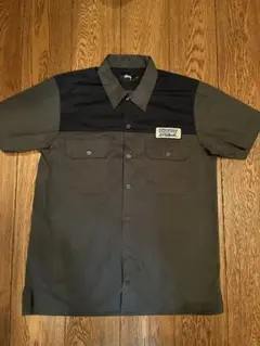ステューシー　STUSSY ワークシャツ　未使用品 サイズM 半袖シャツ