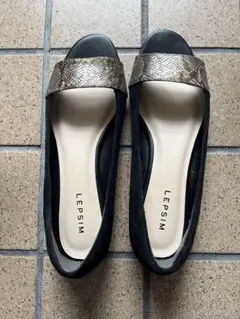 【新品】　LEPSIM ブラック スネーク柄 フラットシューズ M