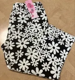 【未使用品】花柄スパッツ膝下丈